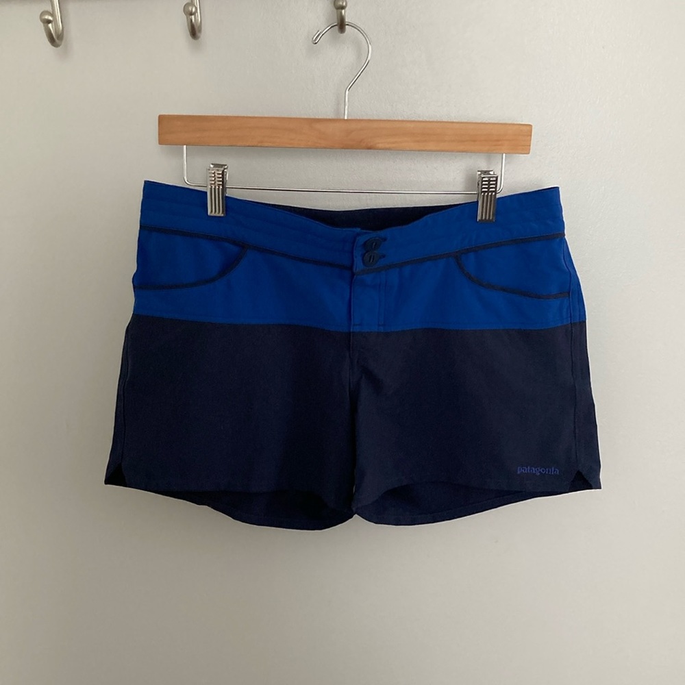 NWT Patagonia Wavefarer shorts, size 8, superior blue